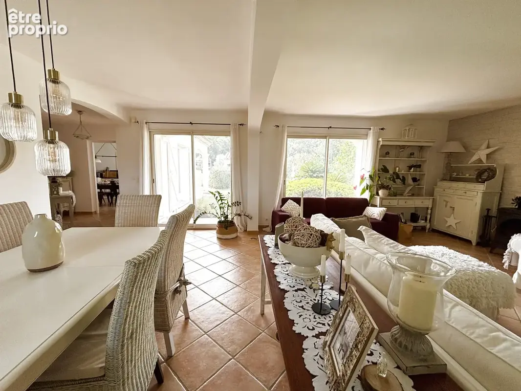 Villa 4 faces avec piscine - photo 16