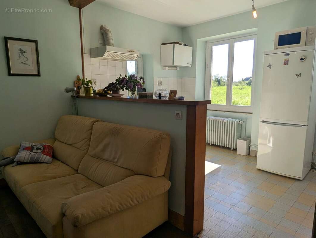 Maison à LA TRIMOUILLE