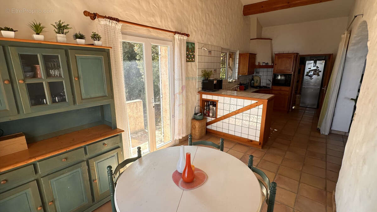 Maison à LES ISSAMBRES