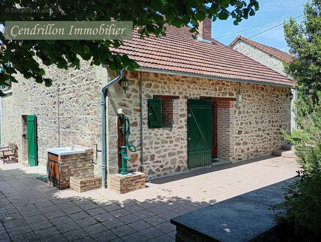 Maison à SAINT-DIZIER-LEYRENNE