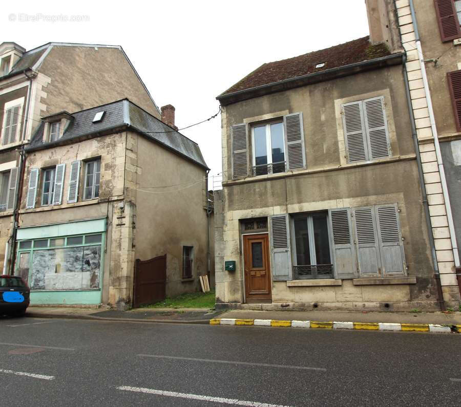 Maison à CLAMECY