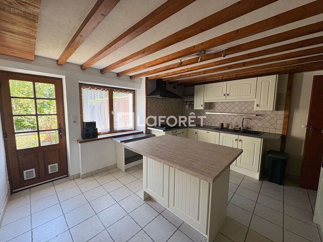 Maison à GAILLON-SUR-MONTCIENT