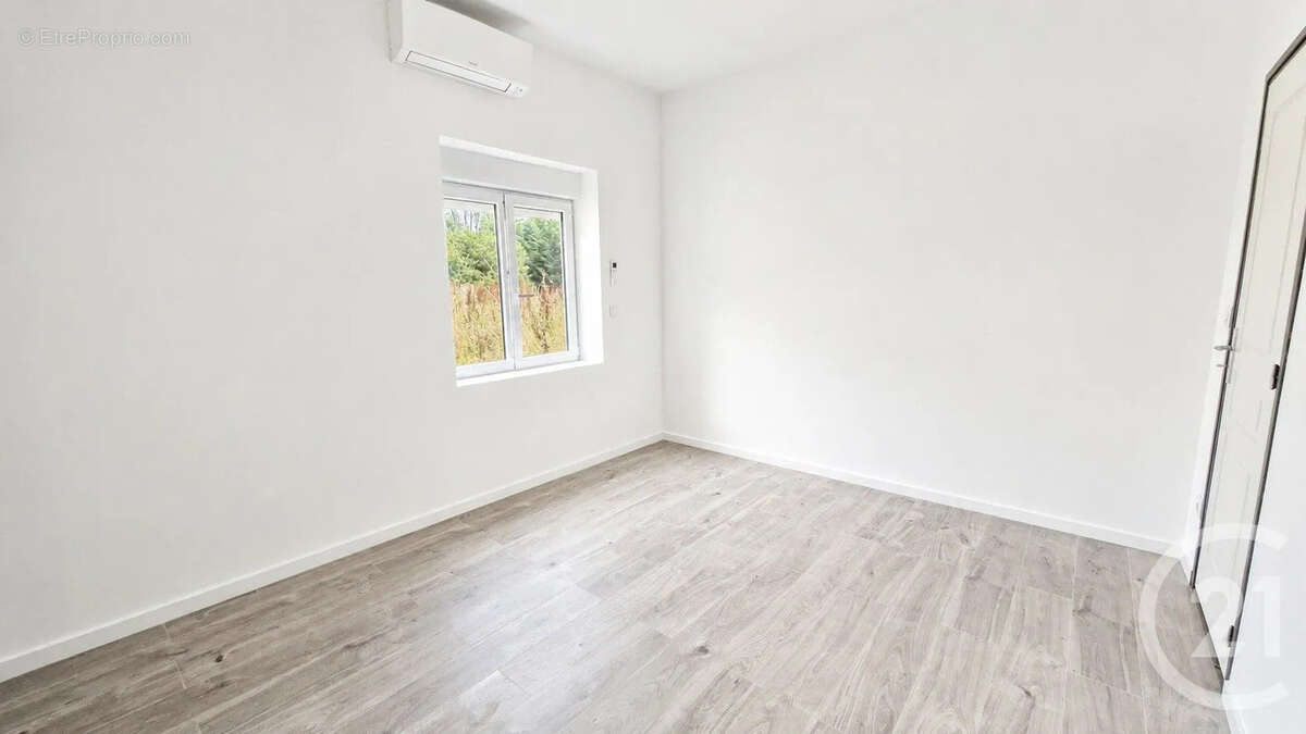 Maison 268 m² à Ecouche  - photo 6