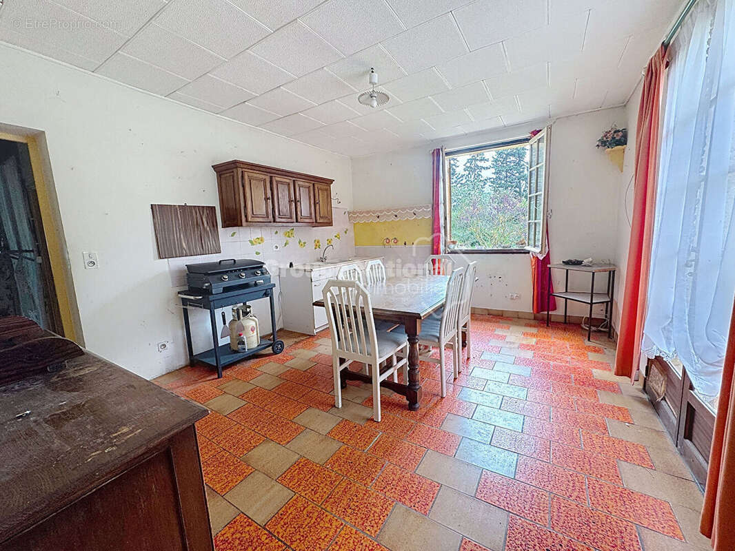 Maison à CHEVAL-BLANC