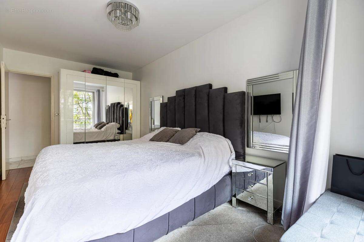 Appartement à PARIS-19E