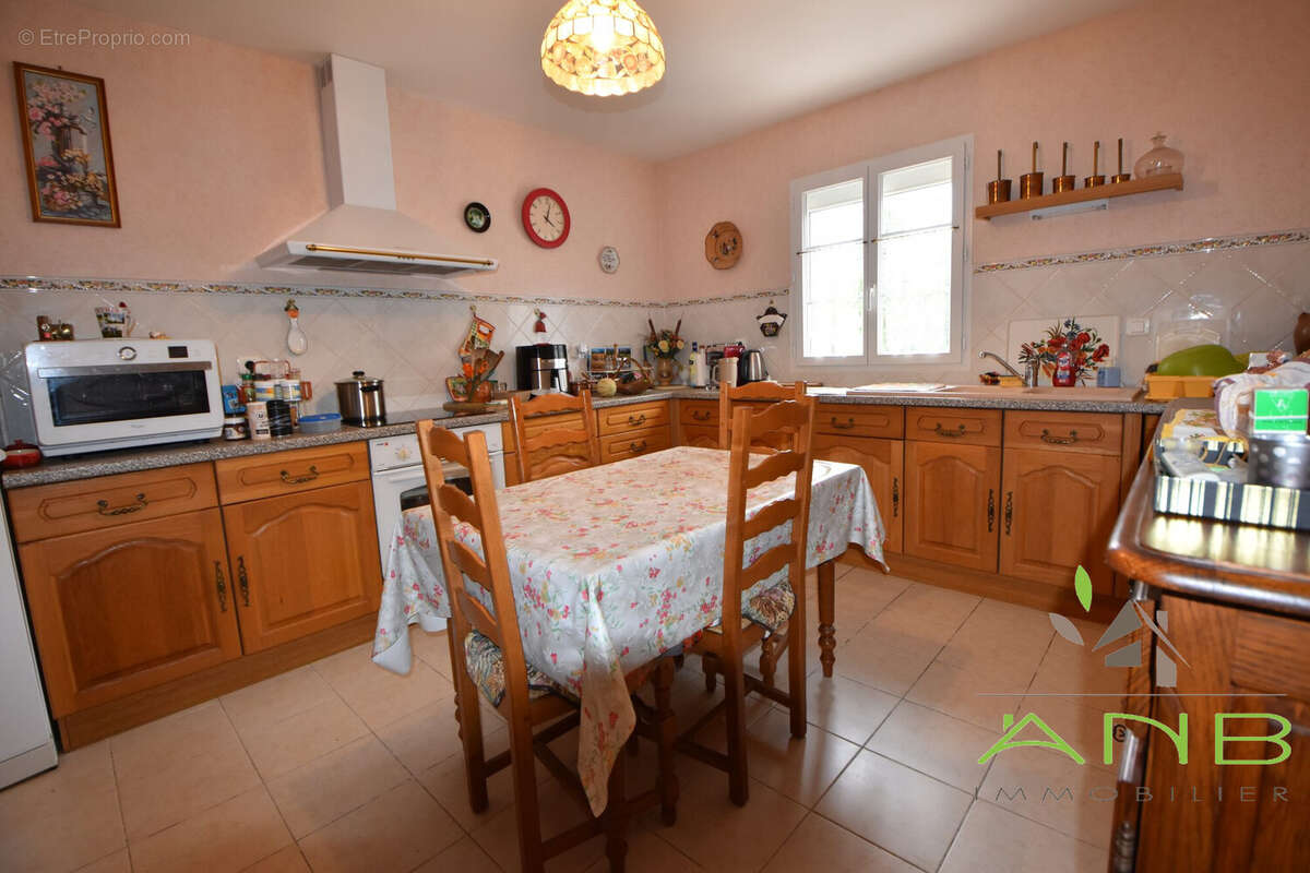 Maison 115 m² à Dirac  - photo 3