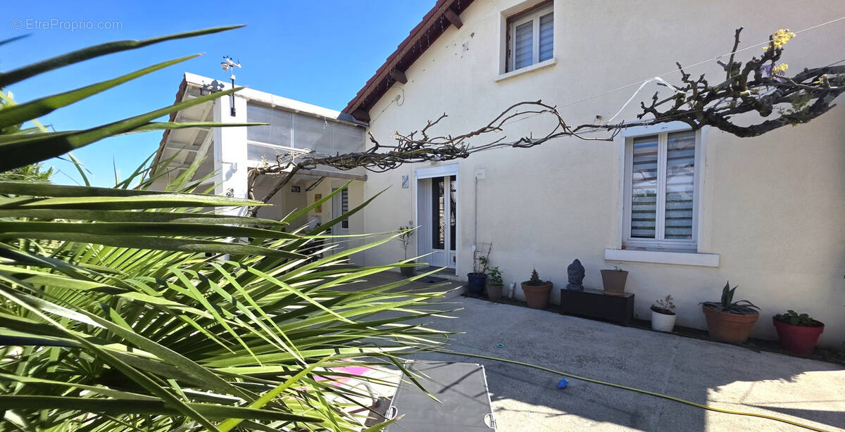 Maison à PORTES-LES-VALENCE