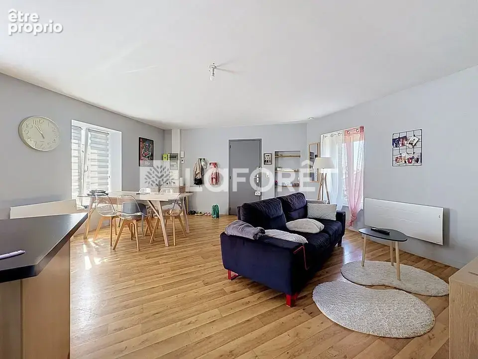 Appartement à LA SAUVAGERE