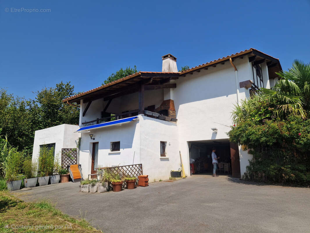 ASCAIN - Charmante maison avec vue sur les Pyrénées - 6 chambres - photo 26