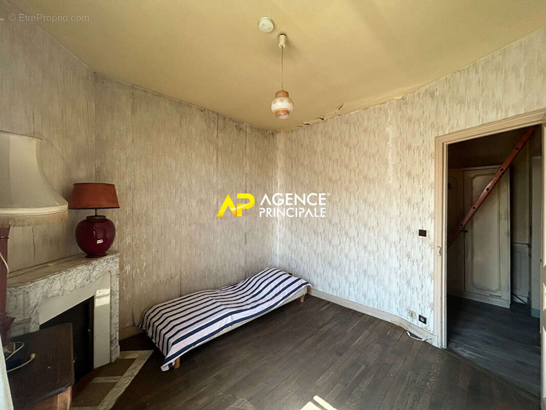 Bezons _ secteur des chenes_ maison - photo 11