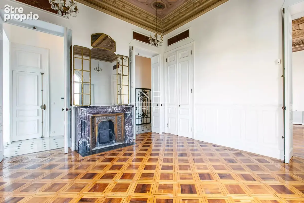 Majestueux 6 pièces  vue mer de 288 m² habitables dans une Hôtel Particulier du Mont Boron - photo 9