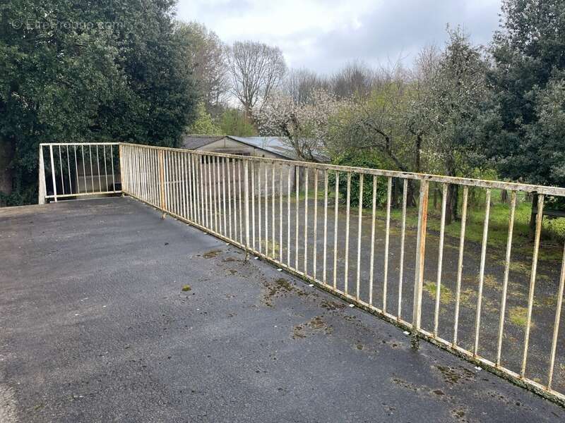 Maison à SAINT-PRIEST-SOUS-AIXE