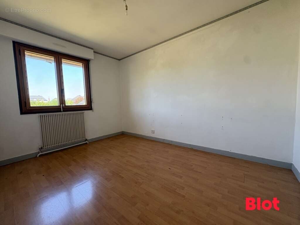 Maison 106 m² à Montfort-Sur-Meu  - photo 9