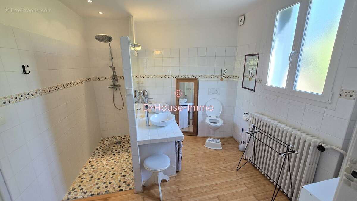 Maison 147 m² à Creteil  - photo 7