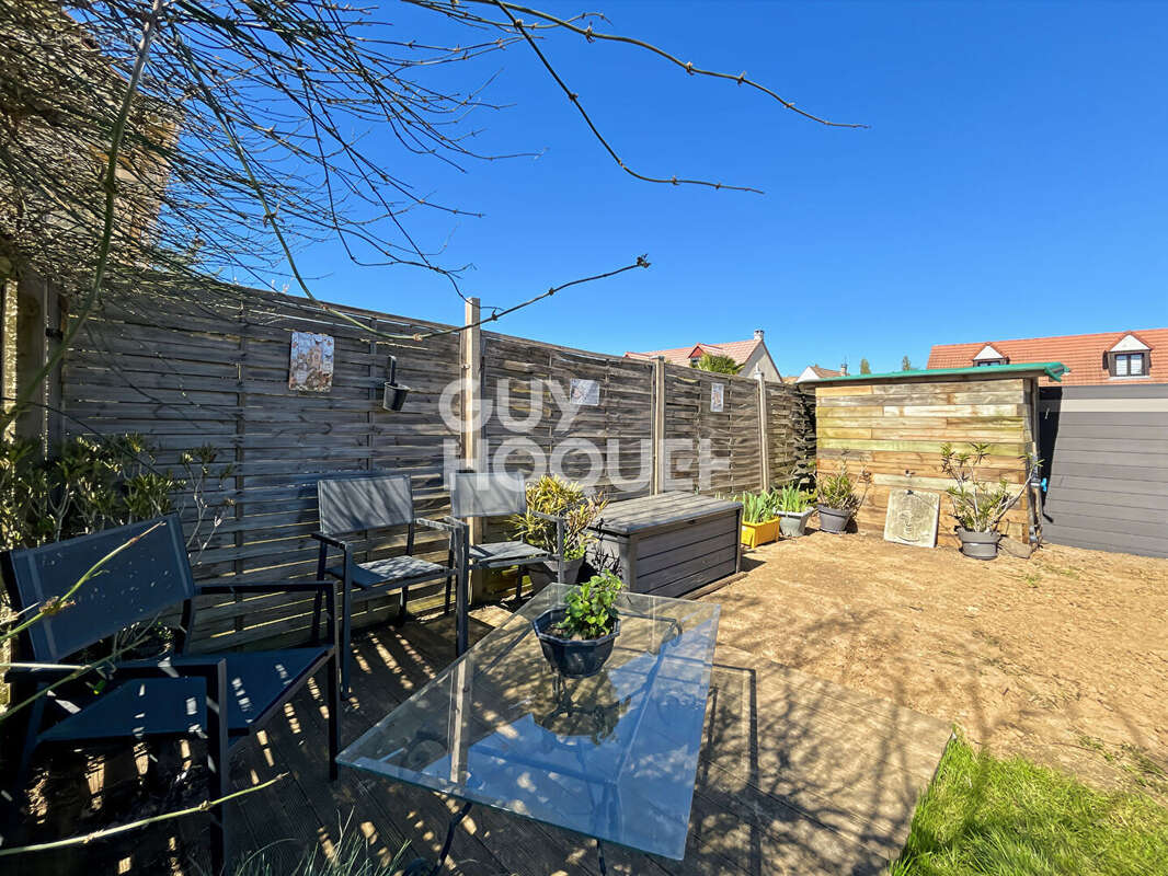 Maison à FONTENAY-TRESIGNY