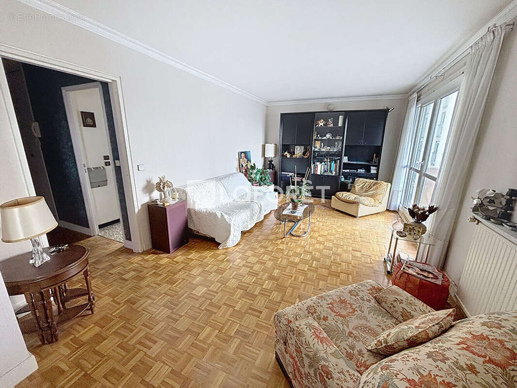 Appartement à VILLEJUIF