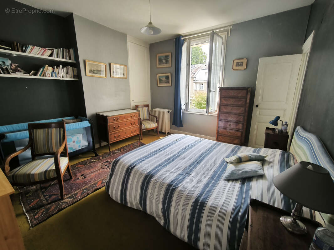 Maison de caractère de 121 m2 à 100 mètres du Jardin des Prébendes - photo 10