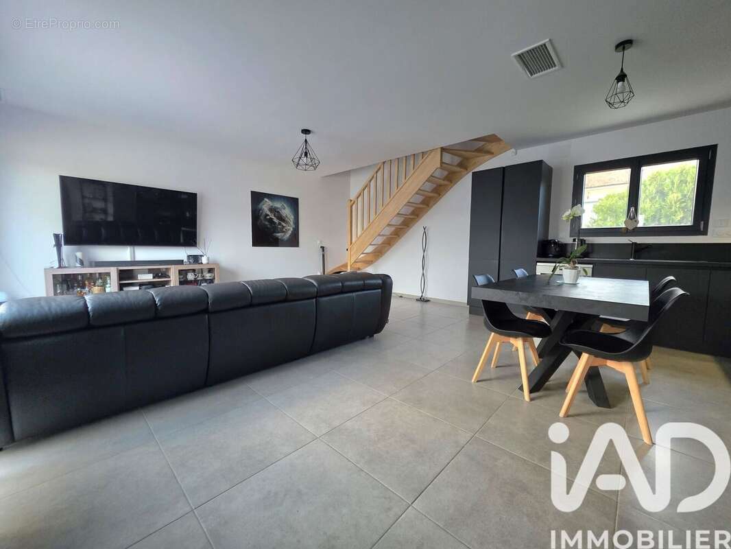 Photo 7 - Maison à CAUMONT-SUR-DURANCE