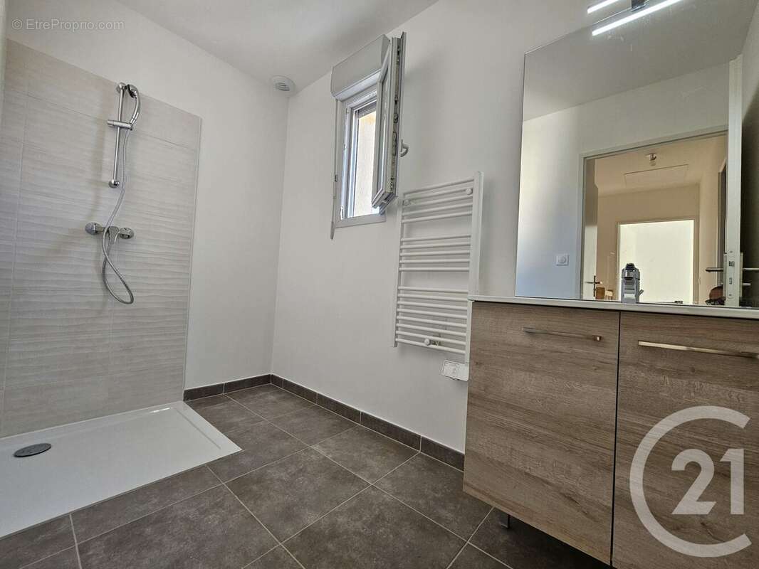 Maison à SIX-FOURS-LES-PLAGES