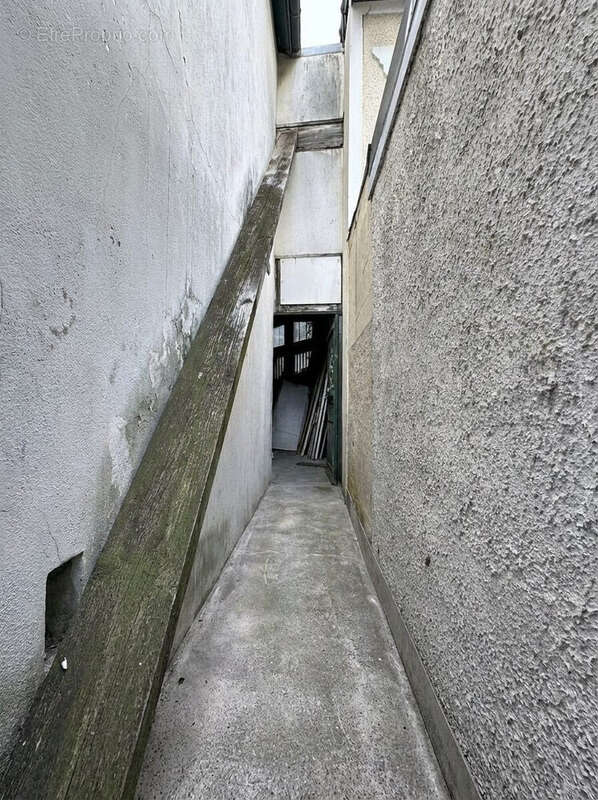 Maison à SAINT-DENIS