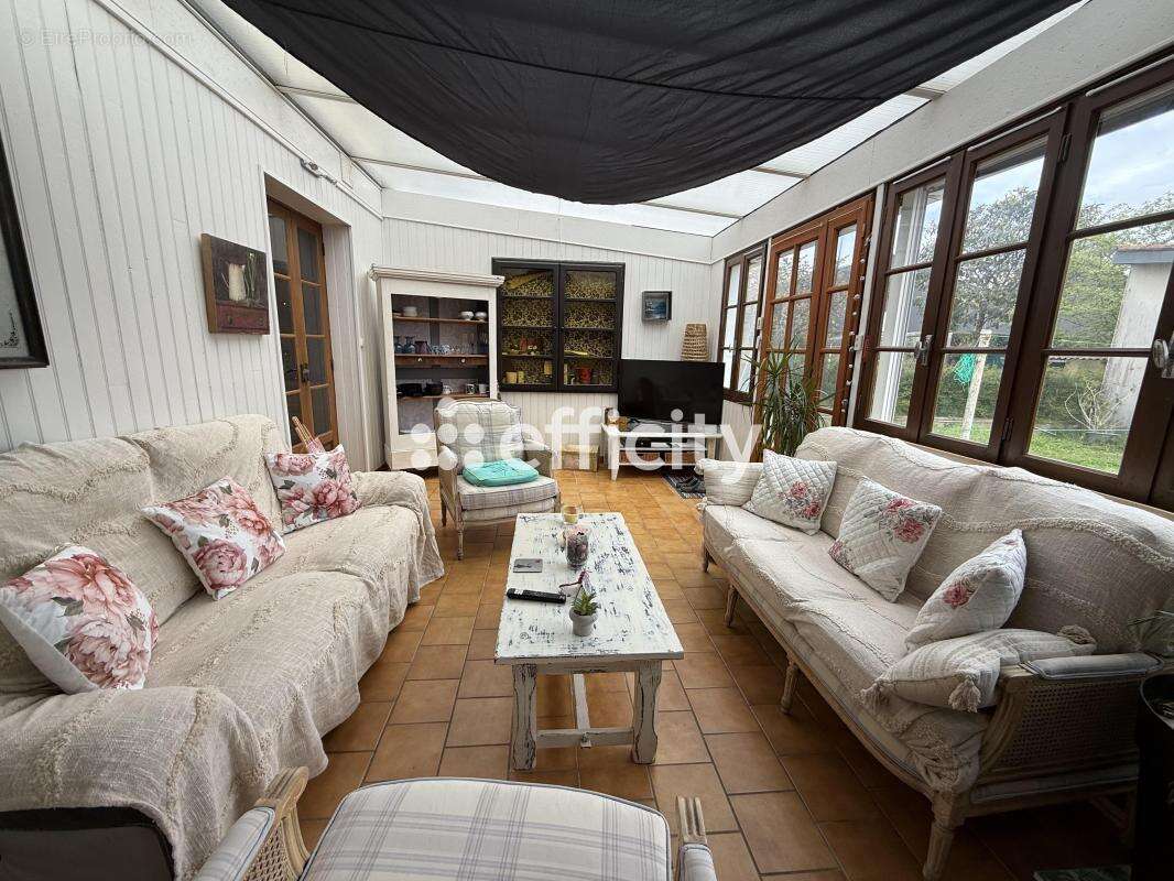 Maison à RUFFEC