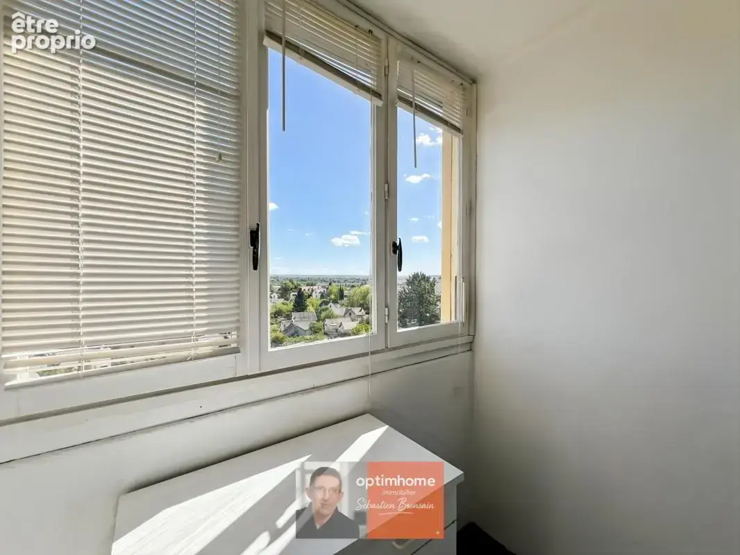 Dole – appartement lumineux 69 m² –  7e étage (ascenseur)– vue panoramique - photo 8