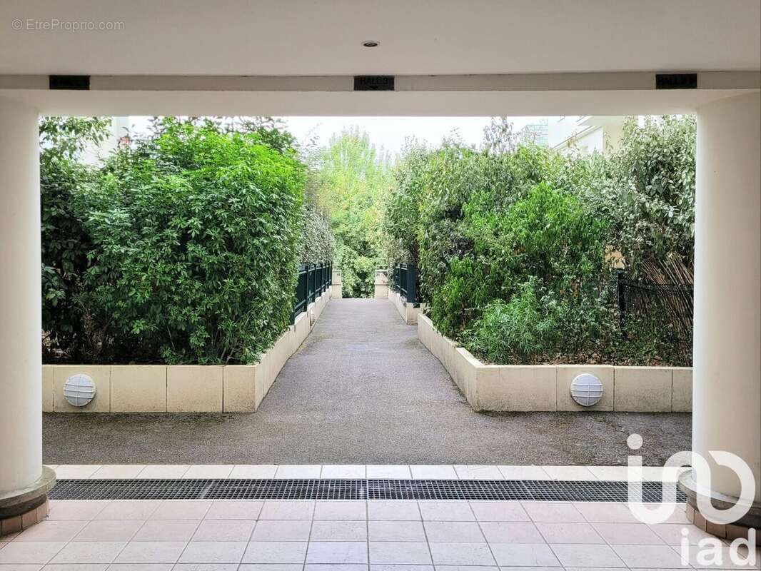 Photo 7 - Appartement à ISSY-LES-MOULINEAUX