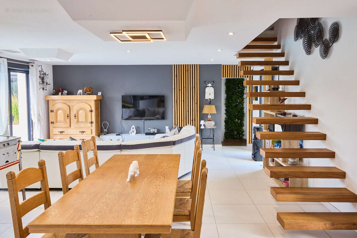 Maison 148 m² à Ruvigny  - photo 6