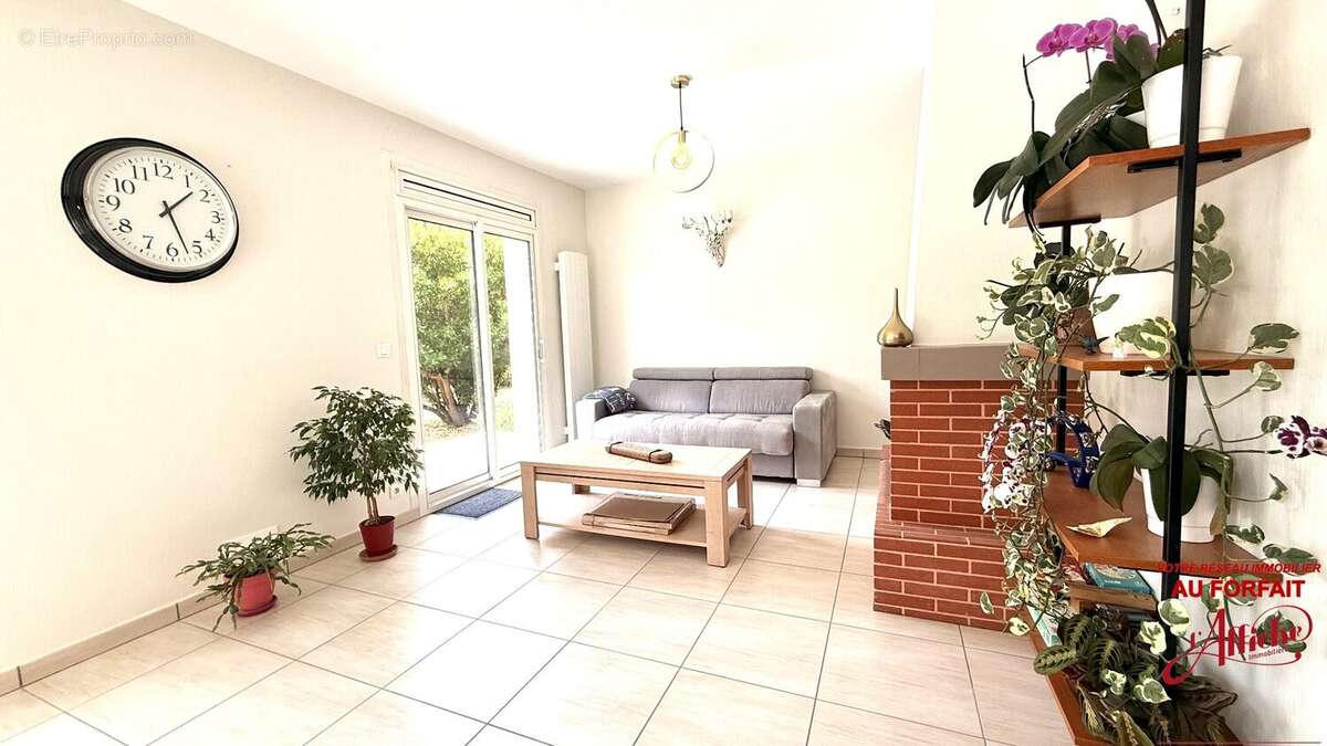 Maison 180 m² à Bouloc  - photo 8