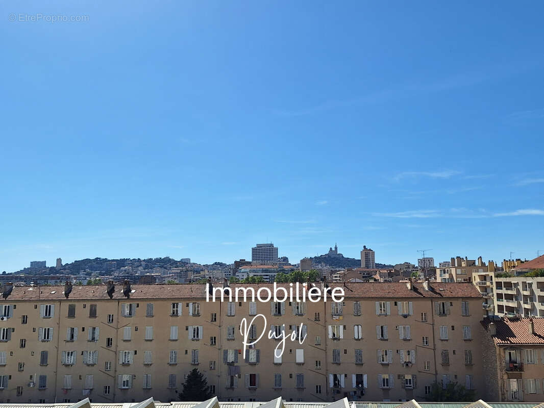 Appartement à MARSEILLE-5E