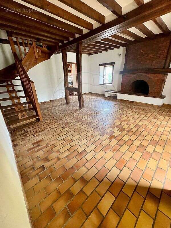 Maison à COSNE-COURS-SUR-LOIRE