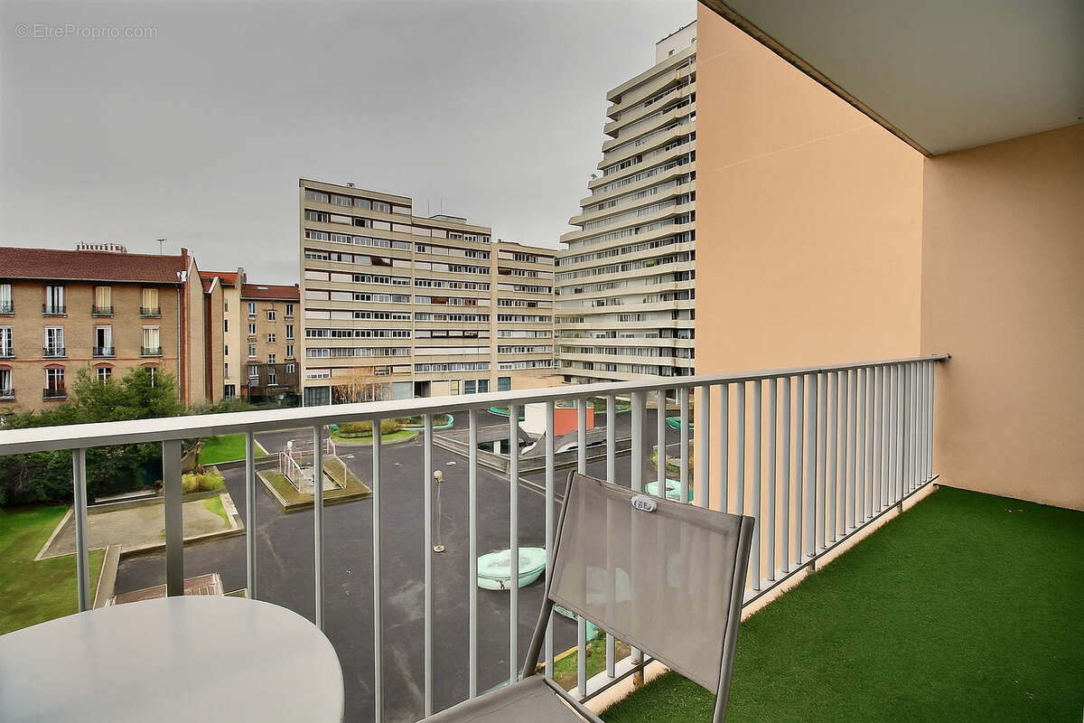 Appartement à COLOMBES