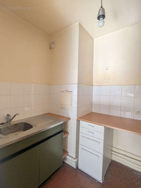 Appartement à PARIS-20E