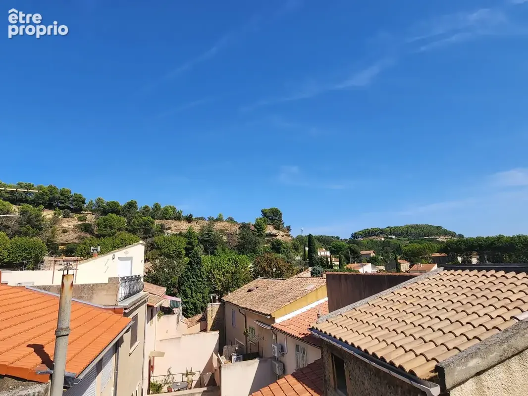 Appartement 3 pièces 49 m² à vendre à Saint-Chamas (13250) - photo 2
