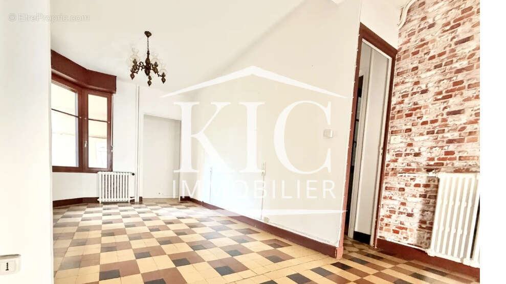 Appartement à CARCASSONNE