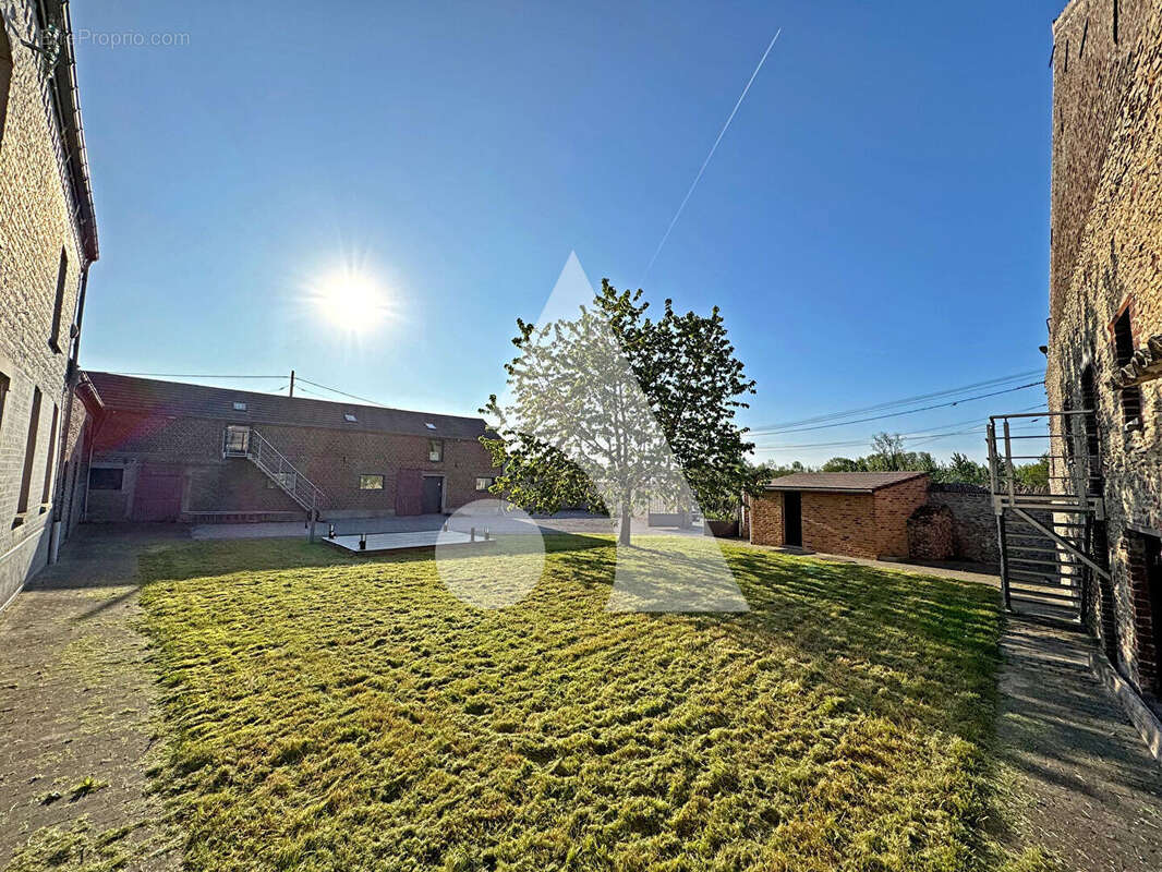 Maison à VIEUX-CONDE