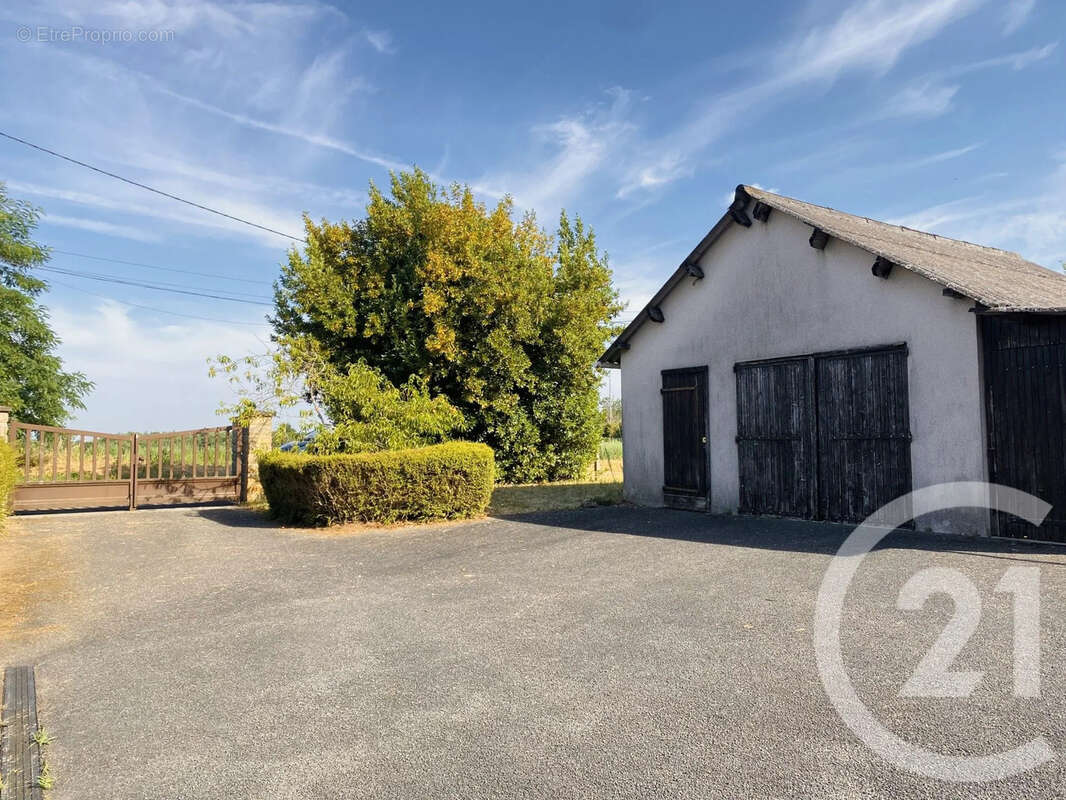 Maison 108 m² à Humbligny  - photo 16