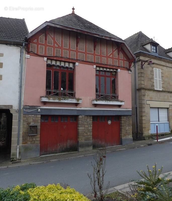 Commerce à BUXIERES-LES-MINES