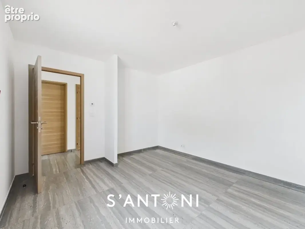 Vias  maison neuve 113 m²  5 pièces  4 chambres  garage  terrain piscinable  dpe a/a - photo 14