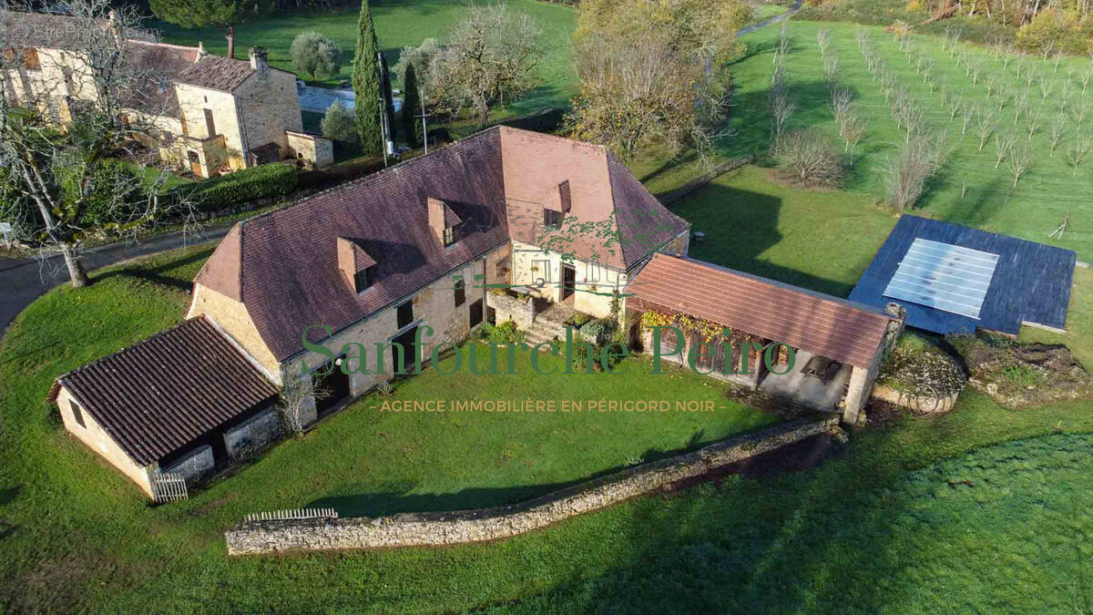 Maison à CASTELNAUD-LA-CHAPELLE