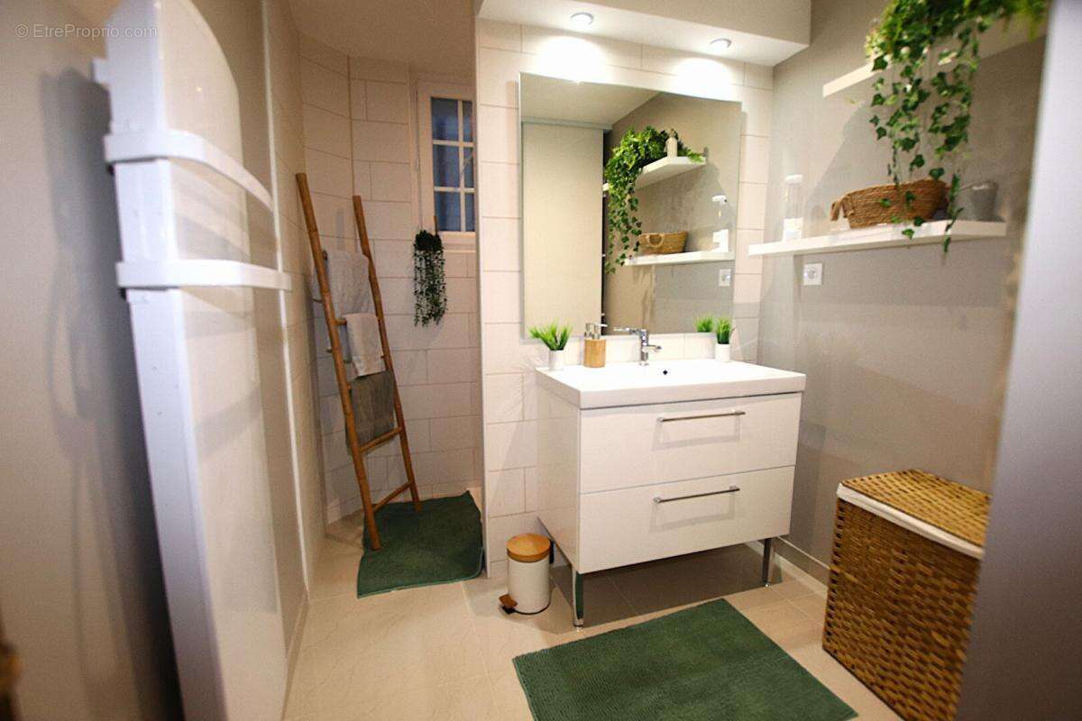 Maison à SAINT-AFFRIQUE