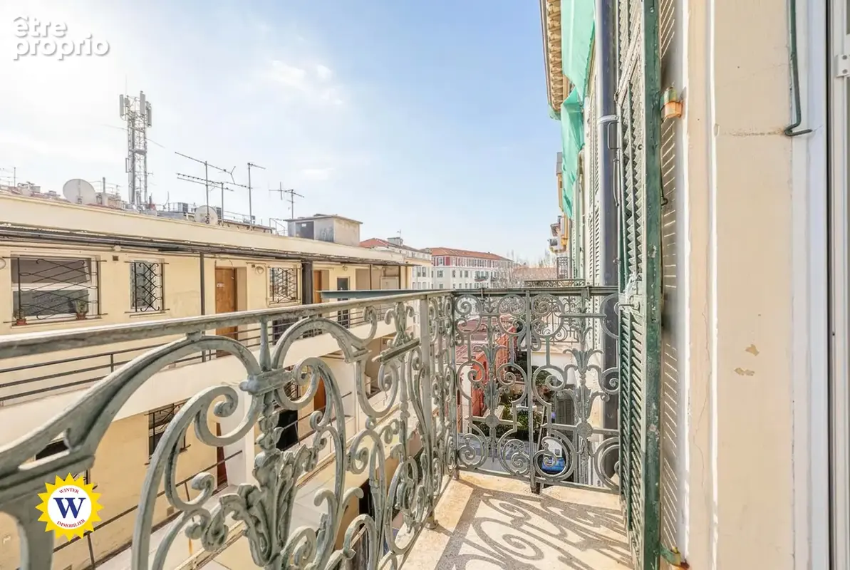 Carré d'or - Studio parfait état - Balcon - photo 2