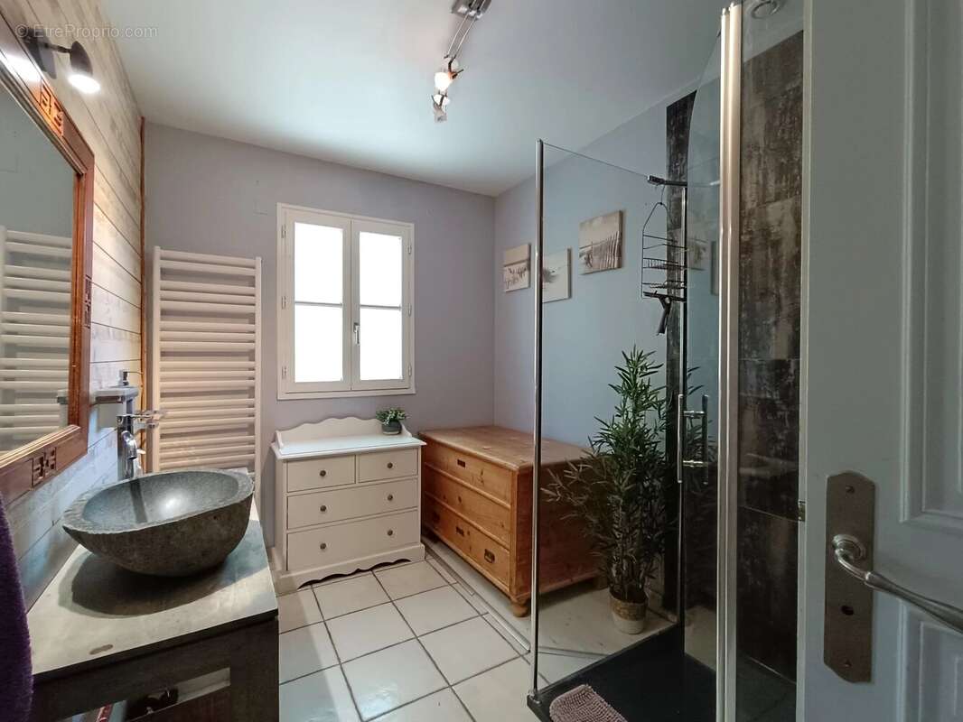 Maison à NIEUL-SUR-L'AUTISE