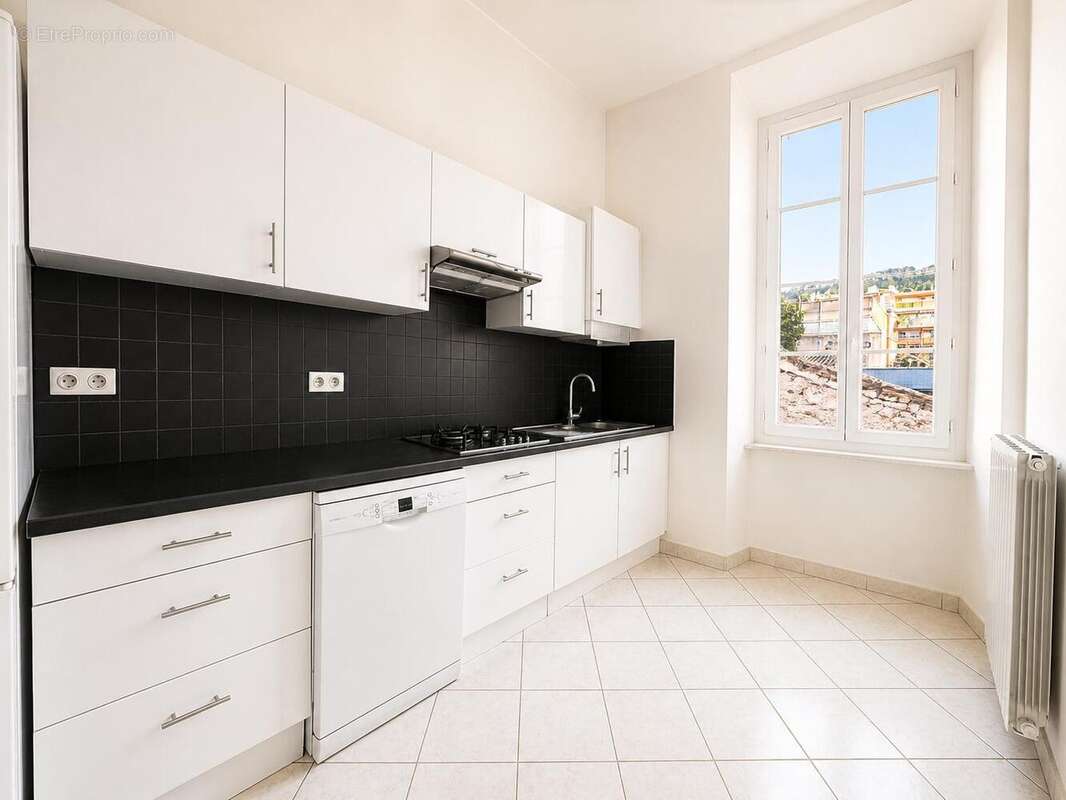   - Appartement à NICE