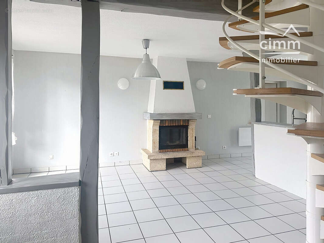 Maison à VILLEMANDEUR