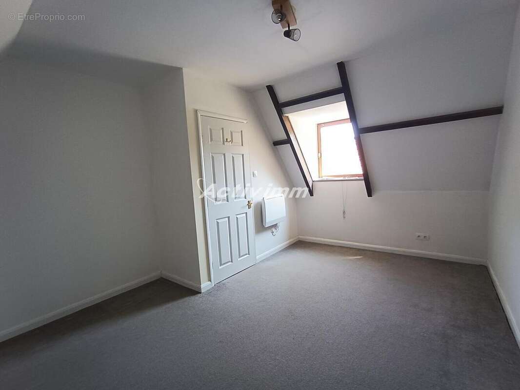 4267 10 - Maison à AUBIN-SAINT-VAAST