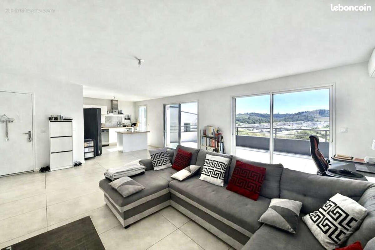 Appartement à CHATEAURENARD