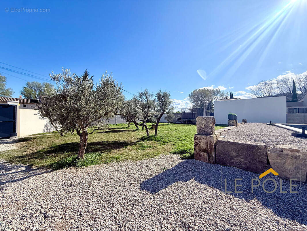 Maison à PIOLENC