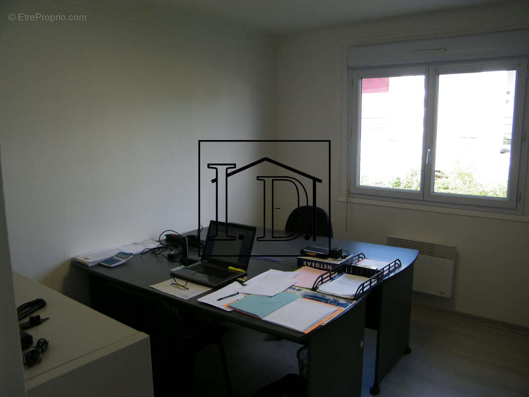 Bureau 1er - Maison à BERGERAC