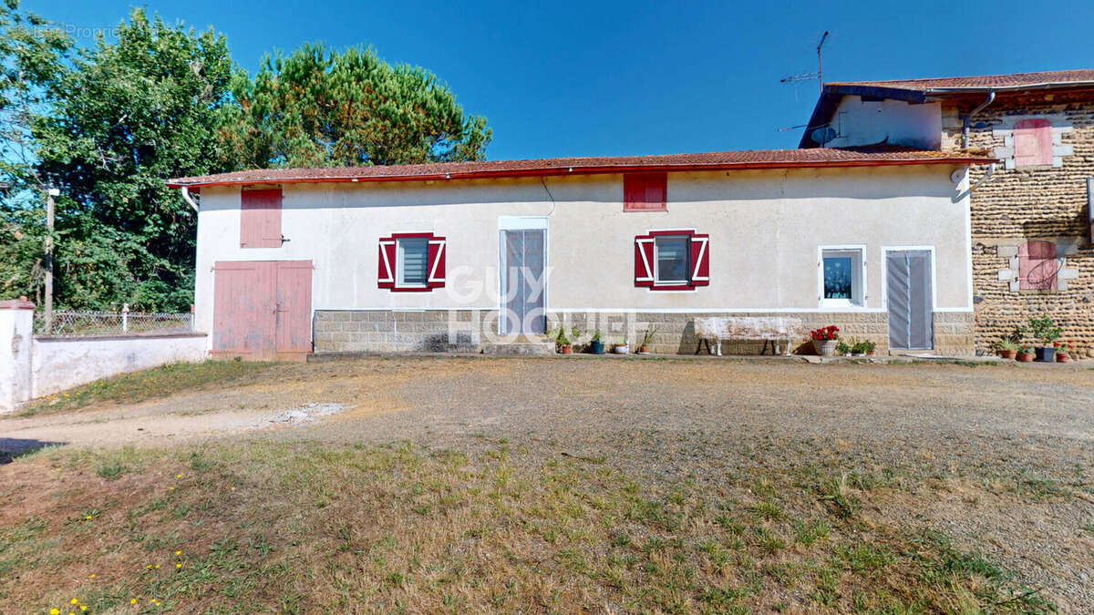 Maison à HAGETMAU